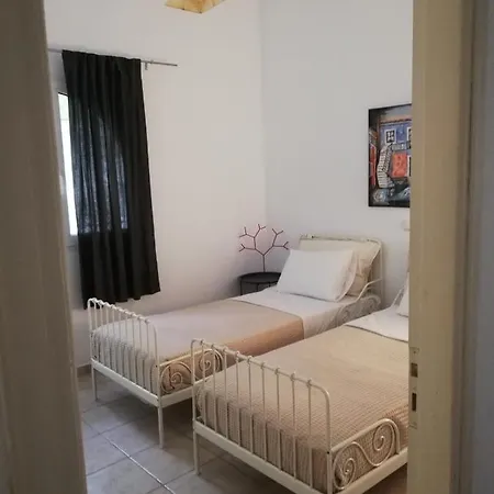 فيلة Olea Agia Pelagia Chlomou